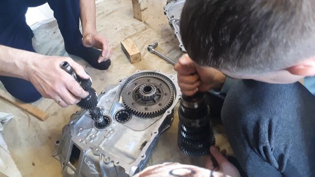 Лада Гранта сломалась коробка передач ишим запчасти. смотреть онлайн