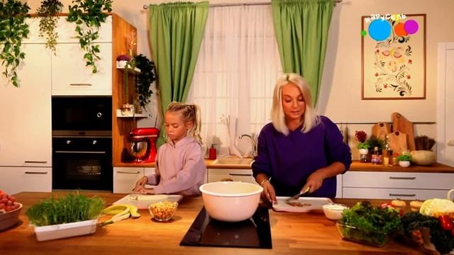 Еда на ура! Как в сказке. Скатерть-самобранка (от 06.11.2023) смотреть онлайн