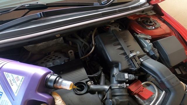 4B11 Engine Oil Change