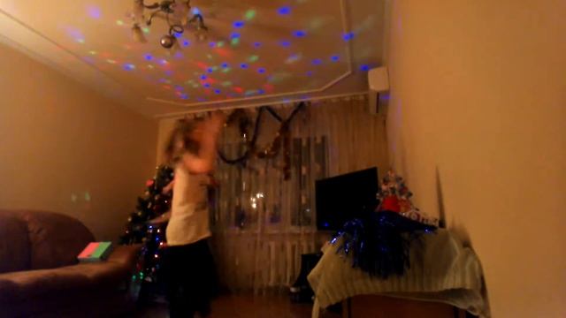 Светящийся танец смотреть онлайн