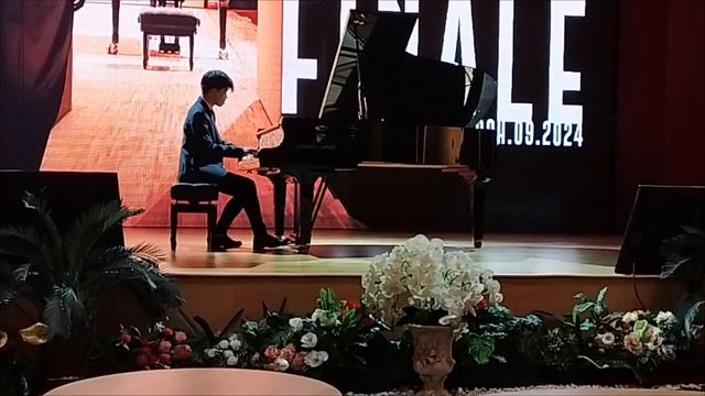 Sammy plays Chopin nocturne op 48 no 1, 1st Shigeru Kawai Indonesia piano competition. смотреть онлайн