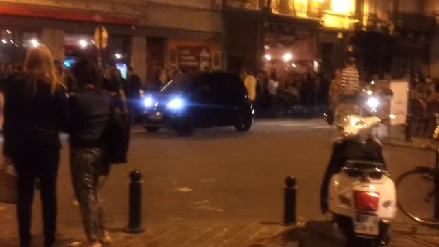 PLACE DU CHATELAIN MERCREDI 23-04-2014 VERS 22 h 15' смотреть онлайн