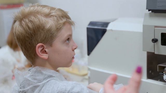 100 лет экспертизы - 100% качества. Испытательный центр АНО "СОЮЗЭКСПЕРТИЗА" ТПП РФ принимает госте смотреть онлайн