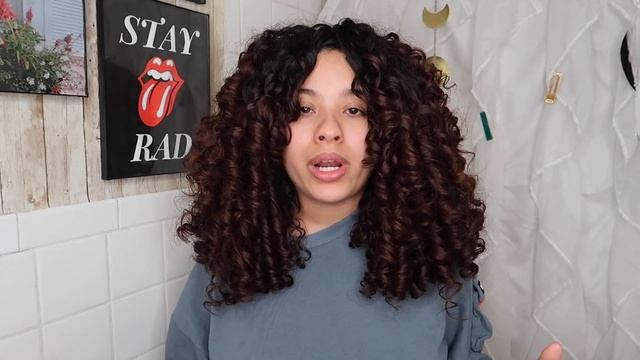 OLAPLEX No. 0, 3, 6 & 7 ON CURLY HAIR | Can this really repair your curls? (2c,3a,3b curls) смотреть онлайн