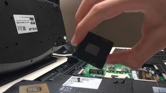 Laptop CPU Upgrade! i7-2640M Fujitsu Lifebook AH-531 смотреть онлайн