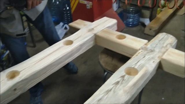 Люстра из бруса, простыми инструментами, "в полевых условиях". смотреть онлайн