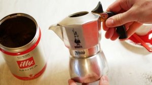 HOW TO BIALETTI MOKA BRIKKA | Tutorial
