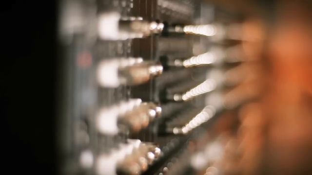 A/V Professional - HiPhi