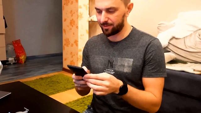 Новая игрушка DJI OM 5 смотреть онлайн
