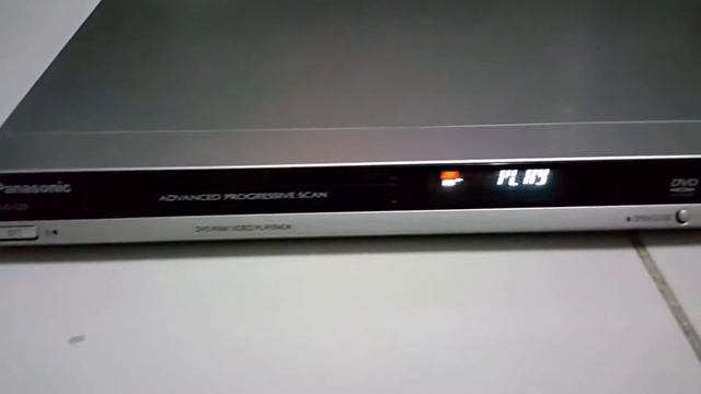 PANASONIC DVD S29 เครื่องเล่นดีวีดีพานาโซนิค ใช้งานปรกติ สภาพสวย พร้อมรีโมท смотреть онлайн