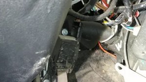 НИВА212140 с кондиционером, потек радиатор печки. Вводная часть.