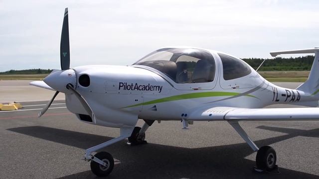 Студент airBaltic Pilot Academy Роберт рассказывает о своем пути к тому, чтобы стать пилотом смотреть онлайн