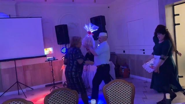 Неожиданный сюрприз невесте от жениха.
Никах Айсылу и Марата 3 часть