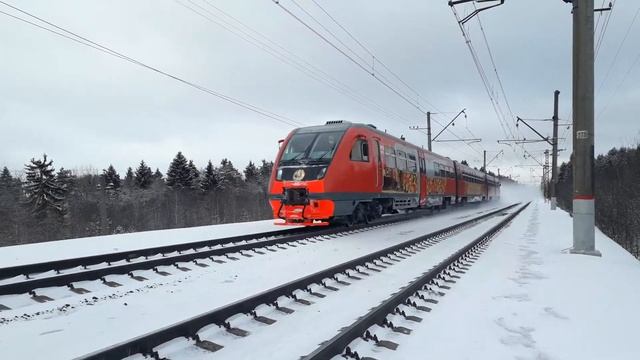 Рельсовый автобус РА2-067 туристическим маршрутом Москва - Переславль Залесский. смотреть онлайн