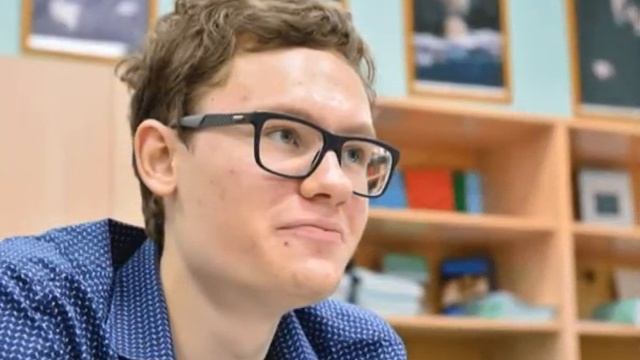 Посмотри, почему лицей гуманитарных наук входит в ТОП-500 лучших школ России! смотреть онлайн