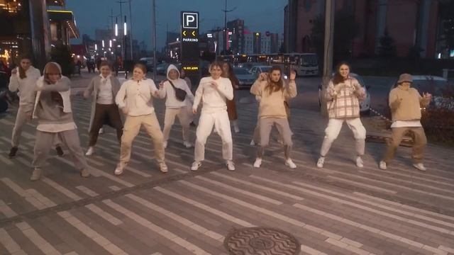 Friendly house dance flash mob смотреть онлайн