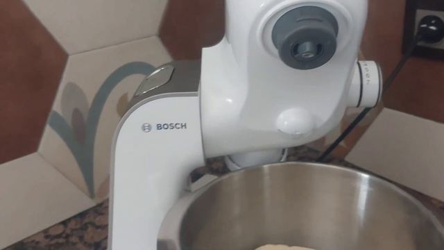 عجانتي الجديدة من بوش Bosch mum5xw40 ? смотреть онлайн