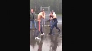 Боксеры в уличные драке