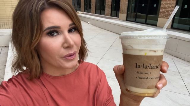 Quarantine Coffee Delivery: La La Land Kind Cafe смотреть онлайн