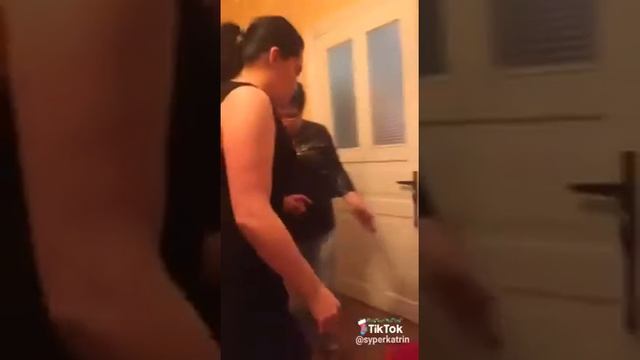 Как правильно гадать на крещение смотреть онлайн