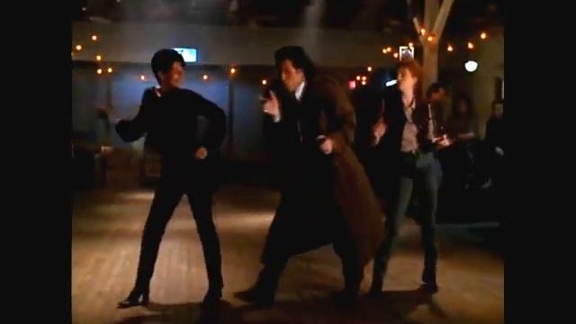 Travolta Dance смотреть онлайн