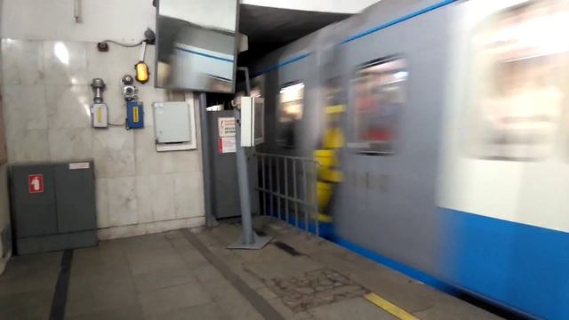 81-760/761 "Ока" отправляется от станции Пушкинская смотреть онлайн