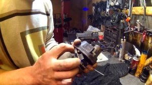 Ремонт электроусилителя рейки SKODA OCTAVIA . Разборка рулевой рейки электроусилителя.