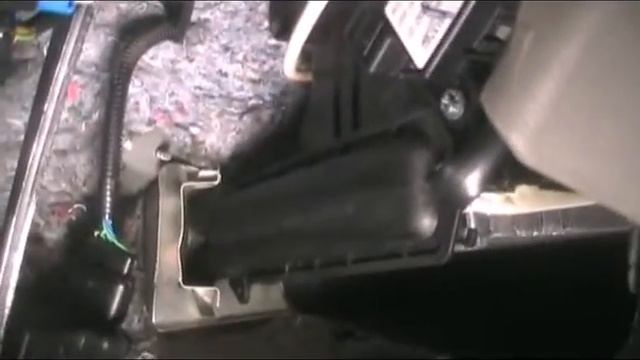 меняю радиатор печки на калине с е-газом и кондиционерм без подпиливания патрубков смотреть онлайн