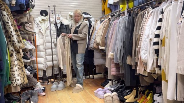 Одежда Италия ?? кремовый пуховик пальто кашемир Кемел ватсап +79057501429 смотреть онлайн