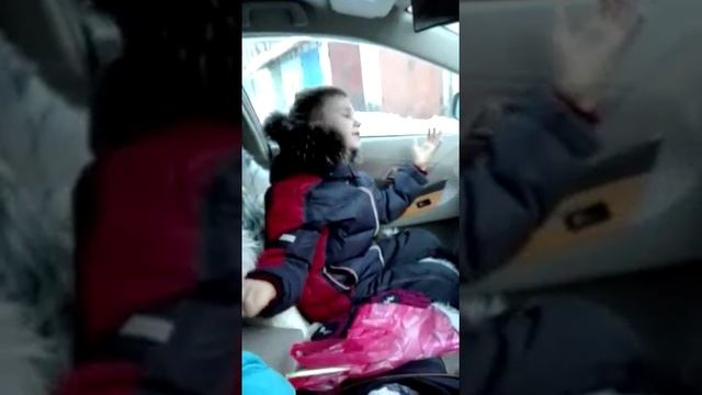 Едем на дискотеку смотреть онлайн
