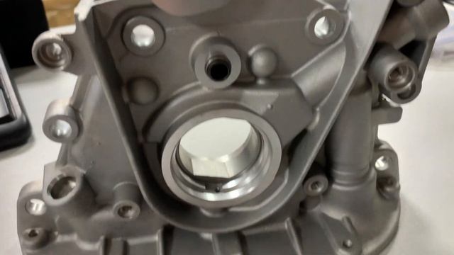 Насос масляный Geely MK, E040100005 смотреть онлайн