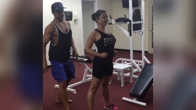 Тарзан показал Наташу Королеву без макияжа! смотреть онлайн