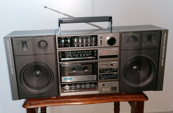 Vintage SANYO C-15 BOOMBOX -ЯПОНИЯ -1985 ГОД