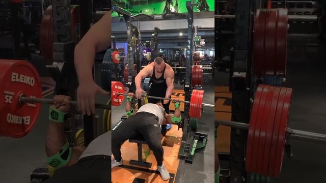 Жим Лежа 320 кг Ларри Уилс - Larry Whelse 320 kg bench press attampt смотреть онлайн