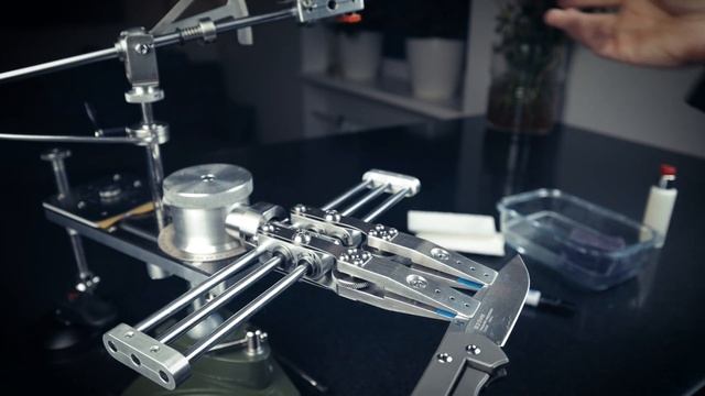 Заточка ОТ и ДО одним кадром. Весь процесс за три минуты. Kevin John Sebenza 21 Carbon, S35Vn смотреть онлайн