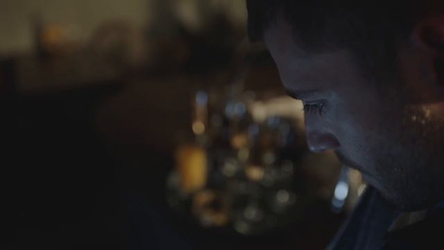 Man In An Orange Shirt: Trailer смотреть онлайн