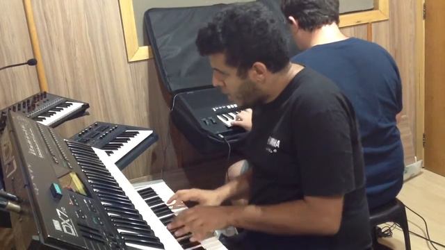 Maputo - YAMAHA MOTIF ES and PSR S950 смотреть онлайн