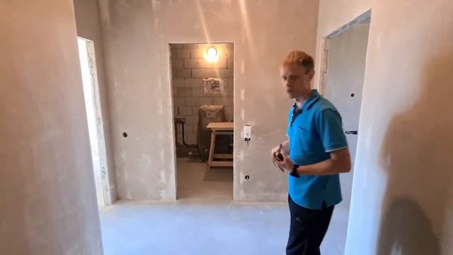 Обзор квартиры после штукатурных работ машинным способом. ЖК Дом на Блюхера смотреть онлайн