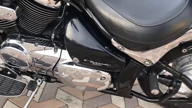 Suzuki Intruder 400