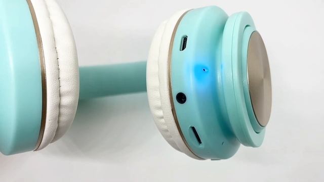 M1 Cute Cat Light Flashing Headphone смотреть онлайн