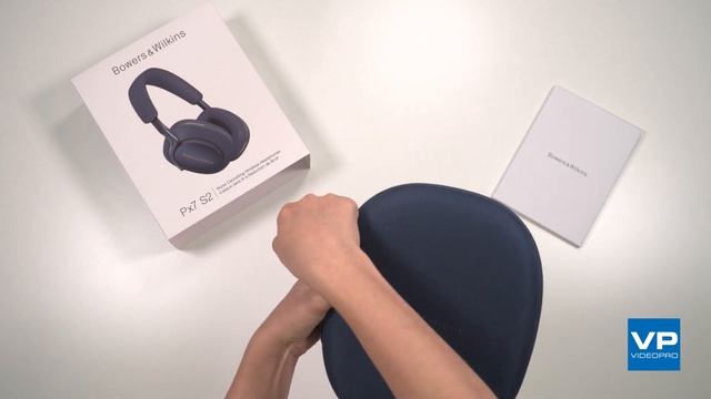 Bowers & Wilkins Px7 S2 Unboxing смотреть онлайн