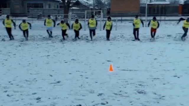 «Футбол обзор». Самашки молодёжный тренировка зимой. смотреть онлайн