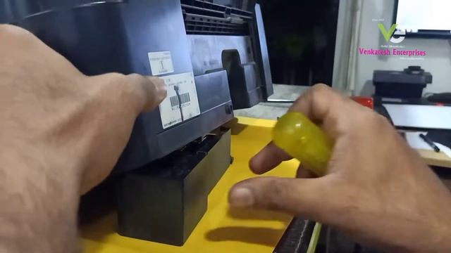 EPSON L130,L200,L210,L220,L300,L455,L550,L1300 HOW TO CHANGE WASTE INK PAD ????? смотреть онлайн