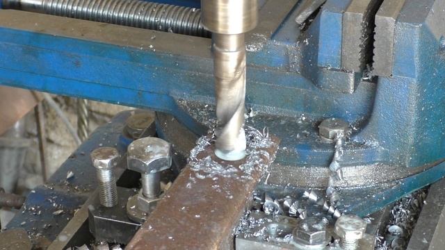 Получится ли просверлить рельс обычным сверлом смотреть онлайн