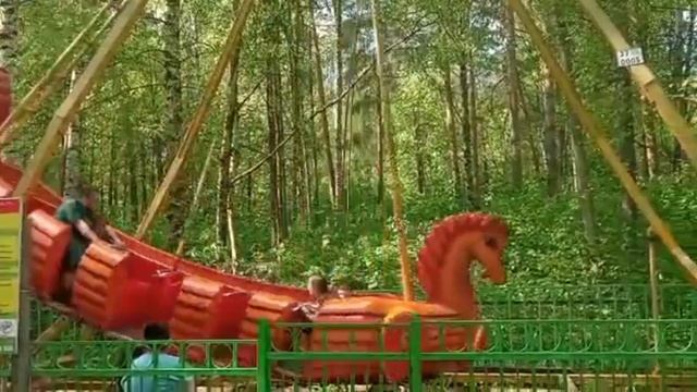 Конь аттракцион смотреть онлайн