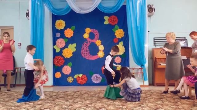 8 марта в Детском саду. смотреть онлайн
