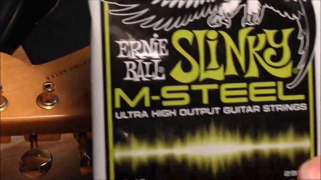 TNT's Blues Corner S3E19: Goldie (Fender Deluxe Stratocaster ) Gets Her New Strings смотреть онлайн