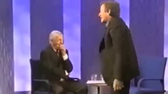Robin Williams explains how golf was invented смотреть онлайн