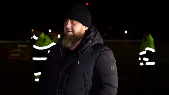 Кадыров сделал мощный подарок/Чимаев оставил угрожающее послание/Джон Джонс удивил фанатов смотреть онлайн