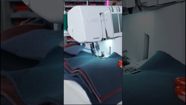 BERNINA 450L #оверлок #вышивальнаямашина #коверлок #лапки #сшить #швейная #шитье #шитьё смотреть онлайн
